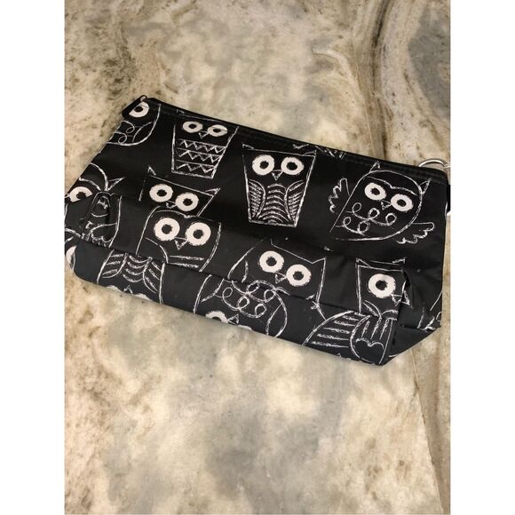 Black Owl Makeup Bag #cosmetics #owl - Picture 2 of 5
